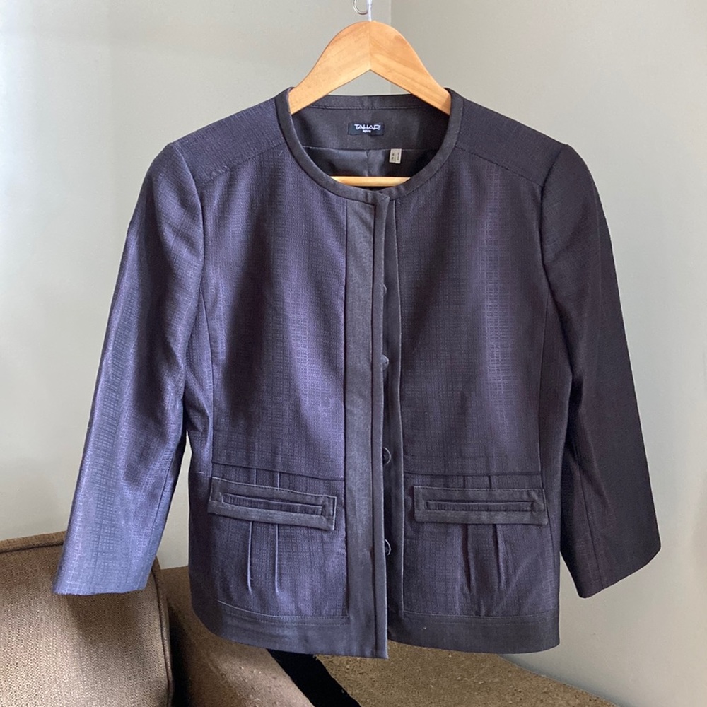 Vintage Tahari tailored cropped blazer